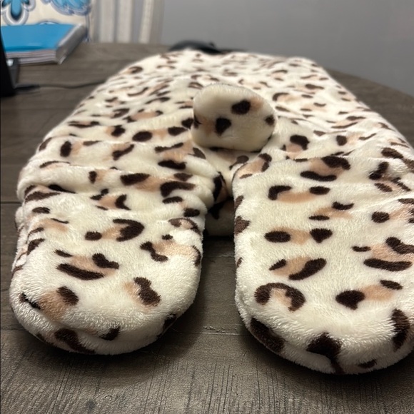 White and Brown Sleep Sacks for Cozy Comfort - Picture 6 of 10